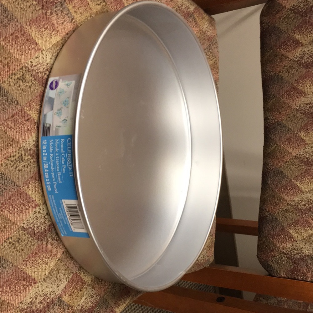 Round Cake Pan